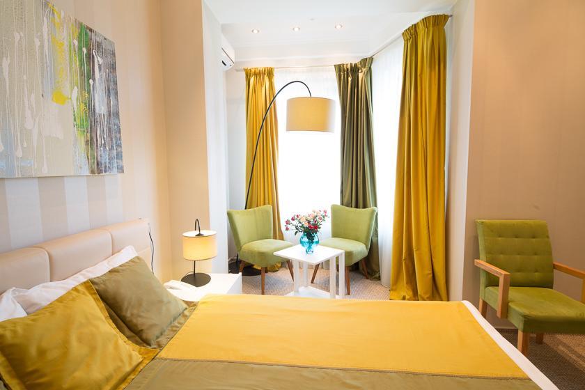 Otte Hotel Мирхород Екстериор снимка